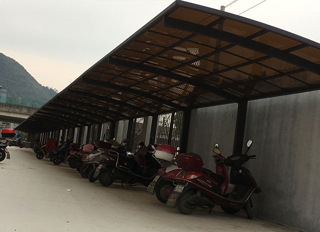 電動(dòng)車車棚